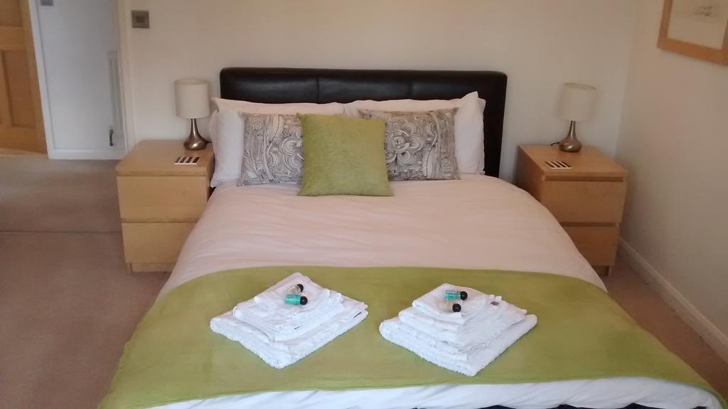 Woodlands Bed And Breakfast Solihull Room photo